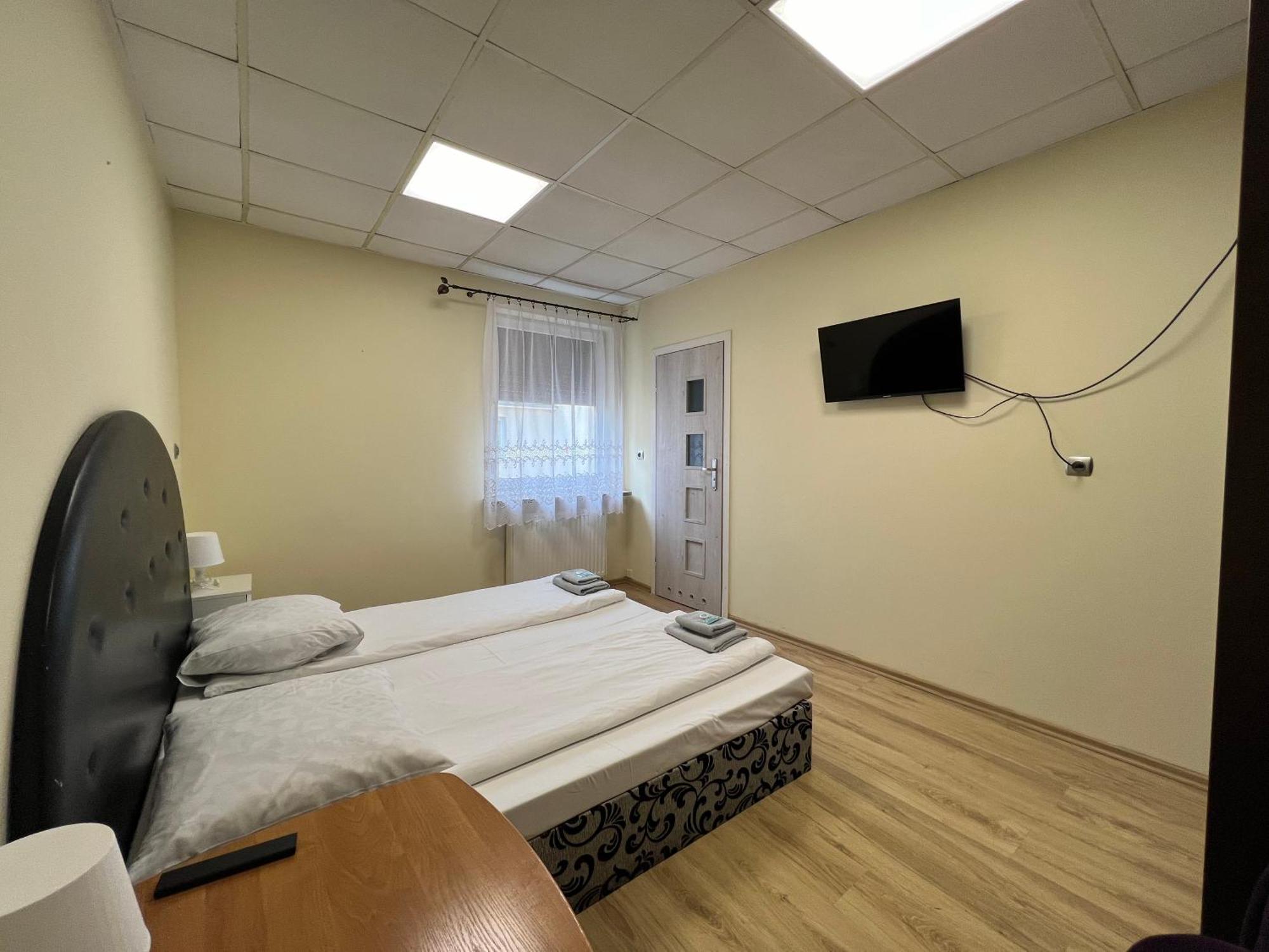 Etna - Hostel -Noclegi ז'שוב מראה חיצוני תמונה
