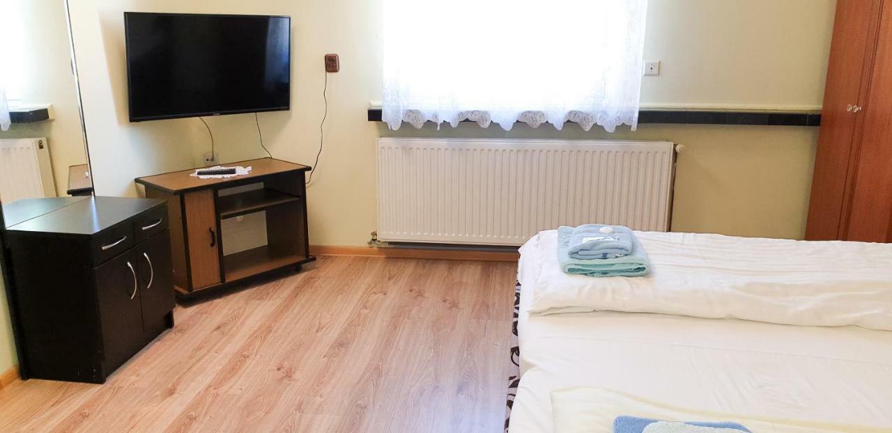 Etna - Hostel -Noclegi ז'שוב מראה חיצוני תמונה